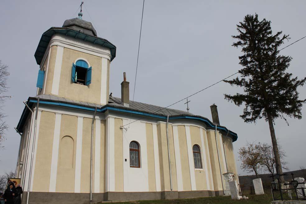 Biserica ,,Adormirea Maicii Domnului'' și ,,Sfântul ierarh Nectarie Taumaturgul'' 